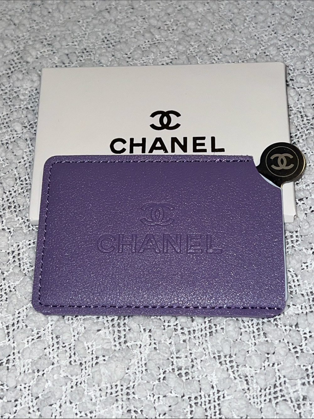 CHANEL Beute Travel Mirror with Embossed Leather Case (Turquoise or Purple) - Picture 5 of 9